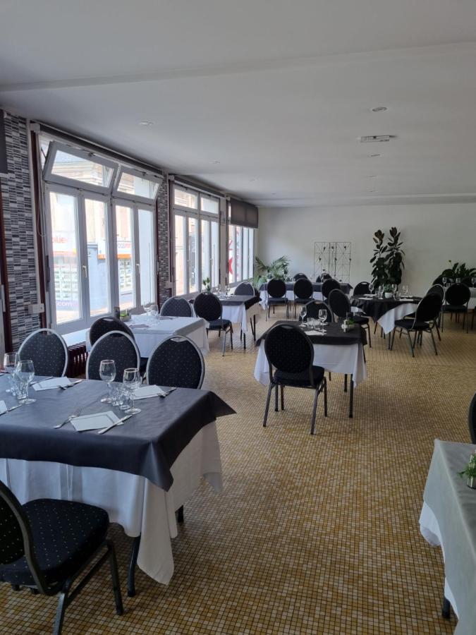 Terres-de-Caux Hotel Du Commerce מראה חיצוני תמונה