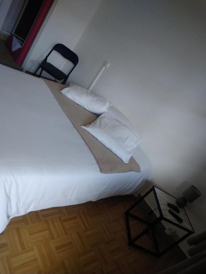 Terres-de-Caux Hotel Du Commerce מראה חיצוני תמונה